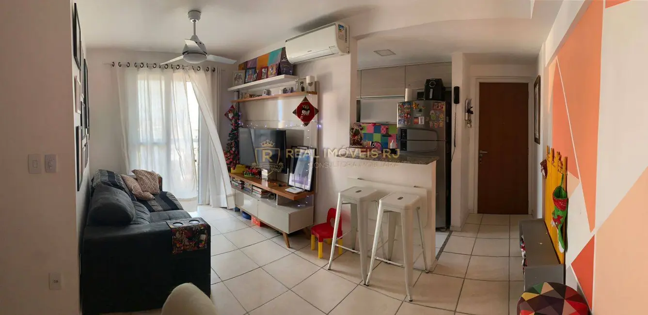 Apartamento com 2 quartos à venda, 52m2 em Del Castilho, Rio De Janeiro - RJ - imagem 4 Foto 4 de Apartamento com 2 quartos à venda, 52m2 em Del Castilho, Rio De Janeiro - RJ