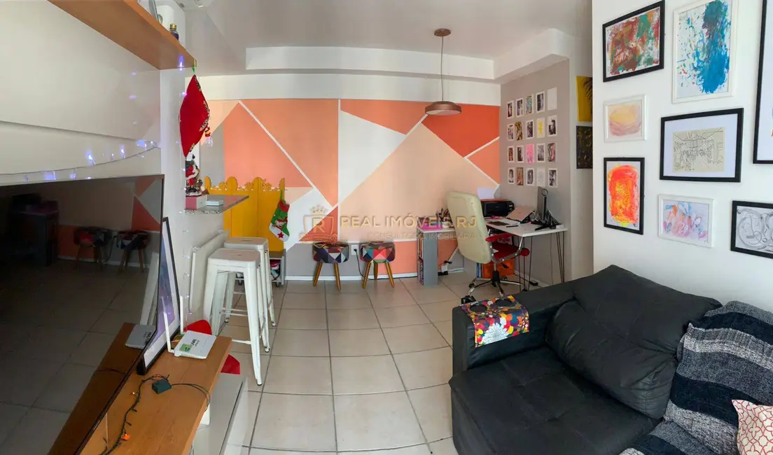 Apartamento com 2 quartos à venda, 52m2 em Del Castilho, Rio De Janeiro - RJ - imagem 1 Foto 1 de Apartamento com 2 quartos à venda, 52m2 em Del Castilho, Rio De Janeiro - RJ