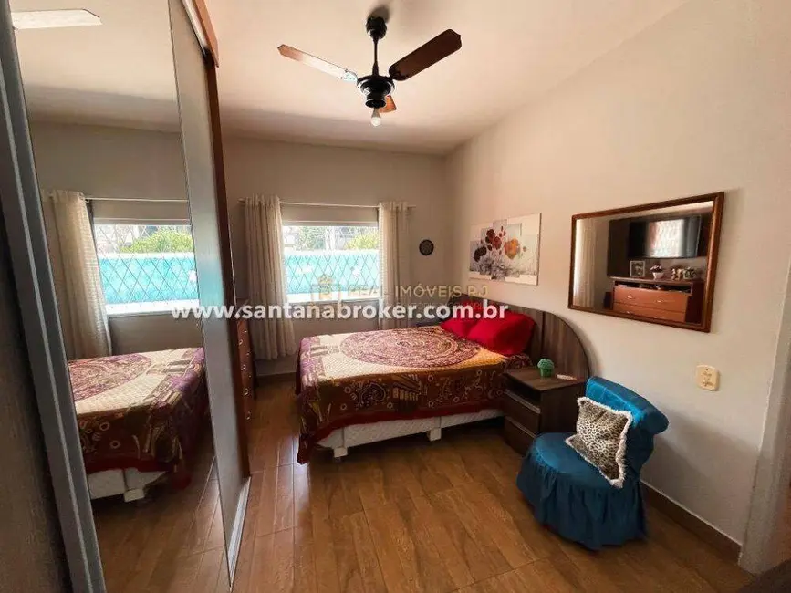 Casa com 4 quartos à venda, 385m2 em Anil, Rio De Janeiro - RJ - imagem 9 Foto 9 de Casa com 4 quartos à venda, 385m2 em Anil, Rio De Janeiro - RJ