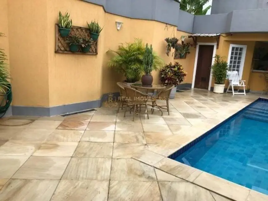 Foto 1 de Casa com 5 quartos à venda, 630m2 em Anil, Rio De Janeiro - RJ