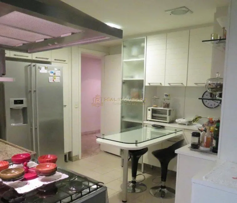 Foto 5 de Apartamento com 4 quartos à venda, 200m2 em Barra da Tijuca, Rio De Janeiro - RJ