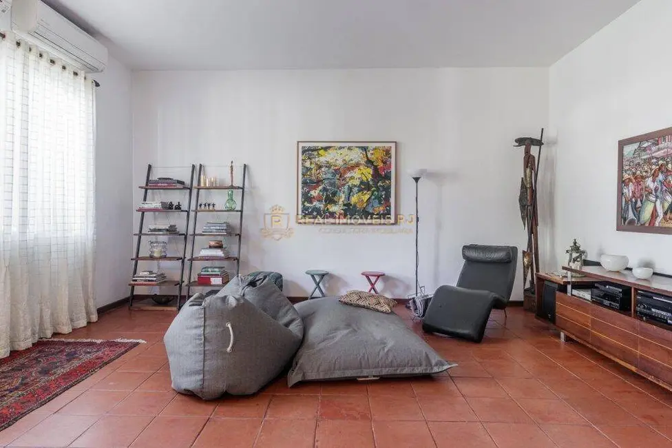 Casa com 4 quartos à venda, 665m2 em Barra da Tijuca, Rio De Janeiro - RJ - imagem 7 Foto 7 de Casa com 4 quartos à venda, 665m2 em Barra da Tijuca, Rio De Janeiro - RJ