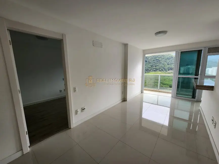 Foto 2 de Apartamento com 2 quartos à venda, 79m2 em Barra da Tijuca, Rio De Janeiro - RJ
