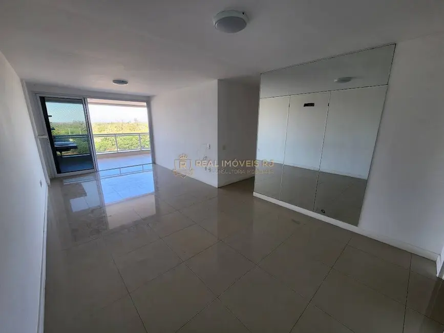 Foto 2 de Apartamento com 3 quartos à venda, 110m2 em Barra da Tijuca, Rio De Janeiro - RJ