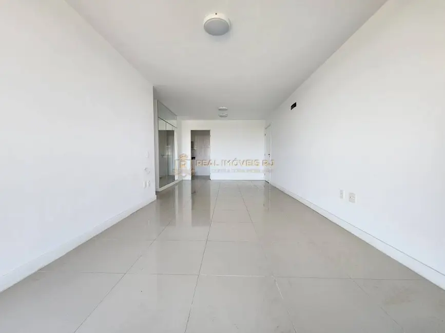 Apartamento com 3 quartos à venda, 110m2 em Barra da Tijuca, Rio De Janeiro - RJ - imagem 5 Foto 5 de Apartamento com 3 quartos à venda, 110m2 em Barra da Tijuca, Rio De Janeiro - RJ