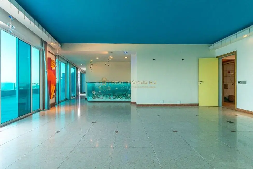 Foto 4 de Cobertura com 4 quartos à venda, 425m2 em Copacabana, Rio De Janeiro - RJ