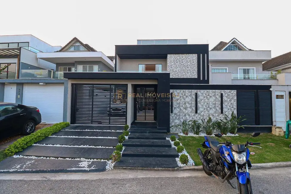 Foto 2 de Casa com 6 quartos à venda, 600m2 em Recreio dos Bandeirantes, Rio De Janeiro - RJ