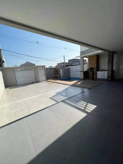 Casa com 3 quartos à venda, 370m2 em Recreio dos Bandeirantes, Rio De Janeiro - RJ - imagem 4 Foto 4 de Casa com 3 quartos à venda, 370m2 em Recreio dos Bandeirantes, Rio De Janeiro - RJ