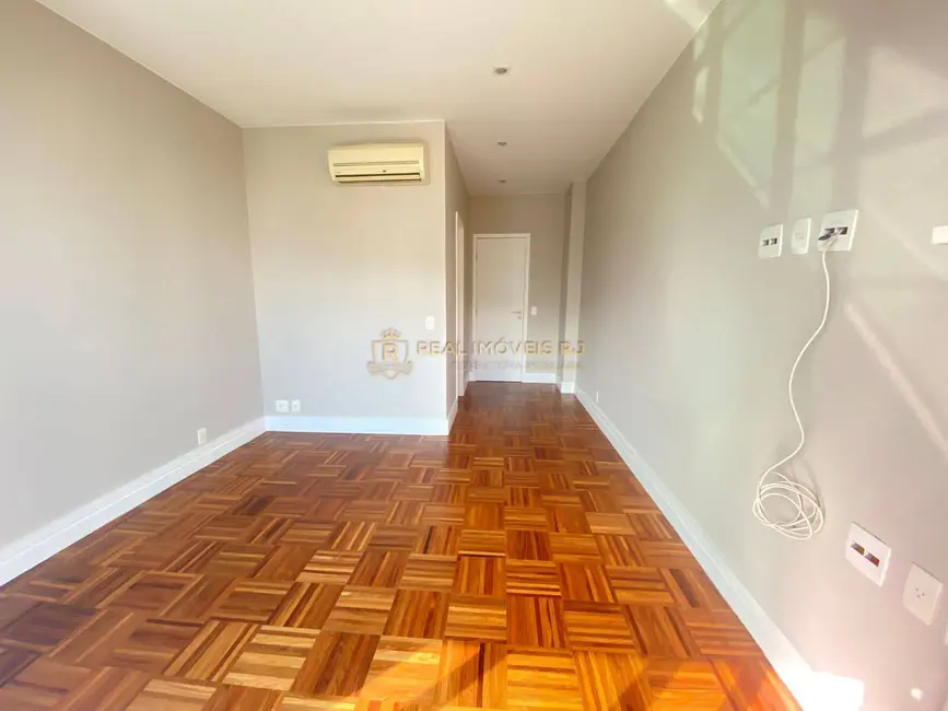 Apartamento com 4 quartos à venda, 288m2 em Barra da Tijuca, Rio De Janeiro - RJ - imagem 6 Foto 6 de Apartamento com 4 quartos à venda, 288m2 em Barra da Tijuca, Rio De Janeiro - RJ
