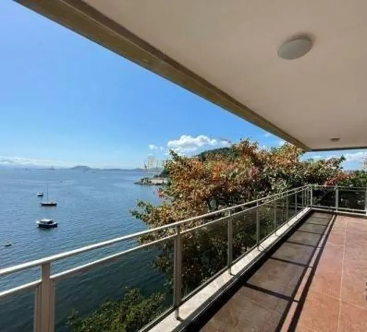 Apartamento com 4 quartos à venda, 170m2 em Urca, Rio De Janeiro - RJ - imagem 1 Foto 1 de Apartamento com 4 quartos à venda, 170m2 em Urca, Rio De Janeiro - RJ