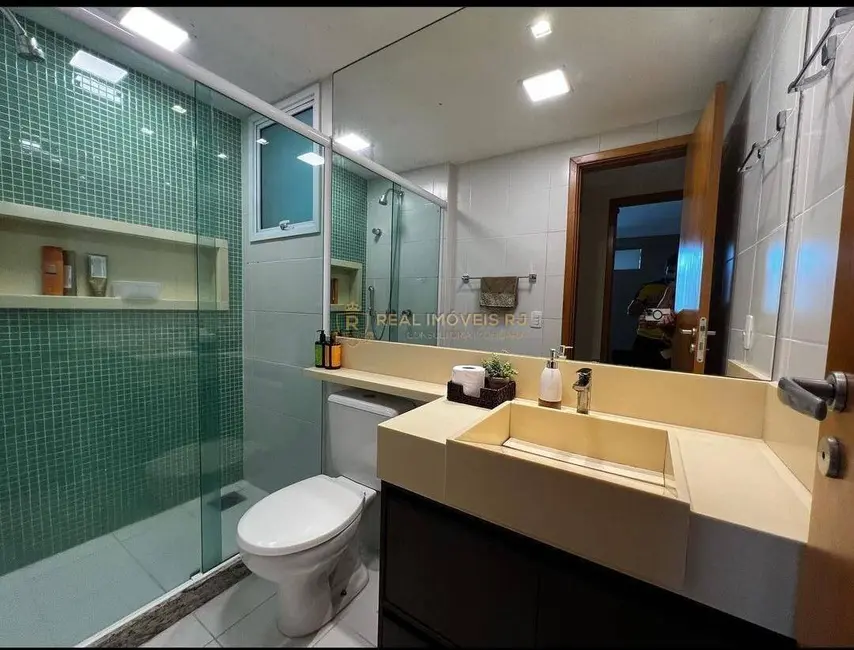 Apartamento com 3 quartos à venda, 90m2 em Jardim Vinte e Cinco de Agosto, Duque De Caxias - RJ - imagem 8 Foto 8 de Apartamento com 3 quartos à venda, 90m2 em Jardim Vinte e Cinco de Agosto, Duque De Caxias - RJ