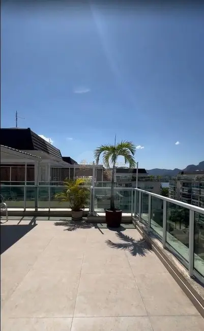 Foto 2 de Apartamento com 3 quartos à venda, 203m2 em Barra da Tijuca, Rio De Janeiro - RJ