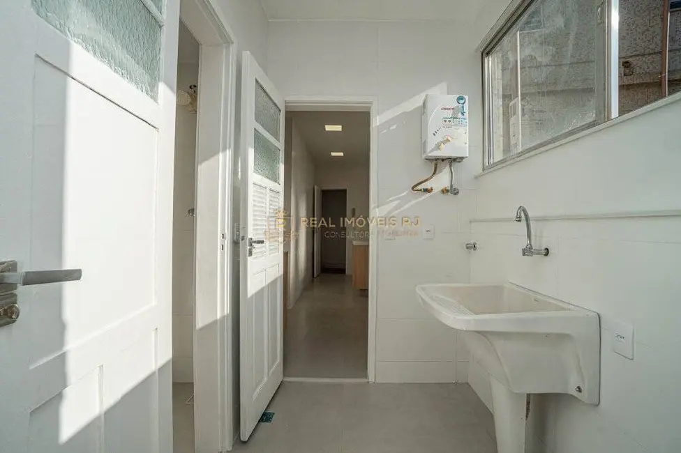 Apartamento com 4 quartos à venda, 130m2 em Tijuca, Rio De Janeiro - RJ - imagem 6 Foto 6 de Apartamento com 4 quartos à venda, 130m2 em Tijuca, Rio De Janeiro - RJ