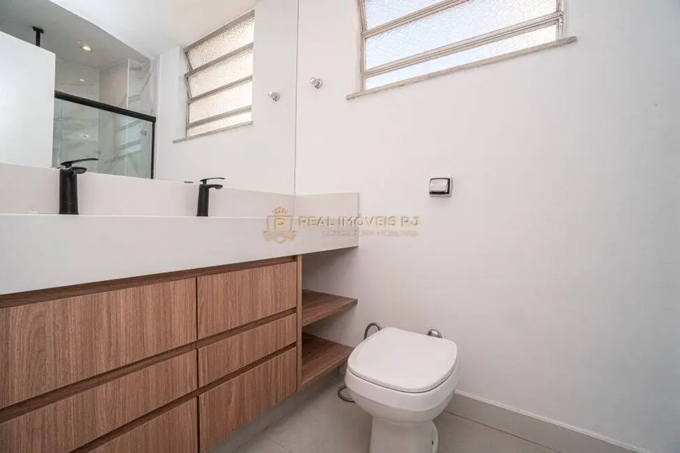 Apartamento com 4 quartos à venda, 130m2 em Tijuca, Rio De Janeiro - RJ - imagem 8 Foto 8 de Apartamento com 4 quartos à venda, 130m2 em Tijuca, Rio De Janeiro - RJ