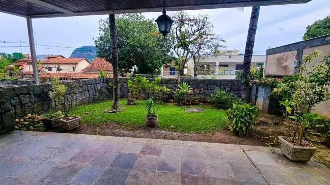 Casa com 6 quartos à venda, 391m2 em Anil, Rio De Janeiro - RJ - imagem 3 Foto 3 de Casa com 6 quartos à venda, 391m2 em Anil, Rio De Janeiro - RJ
