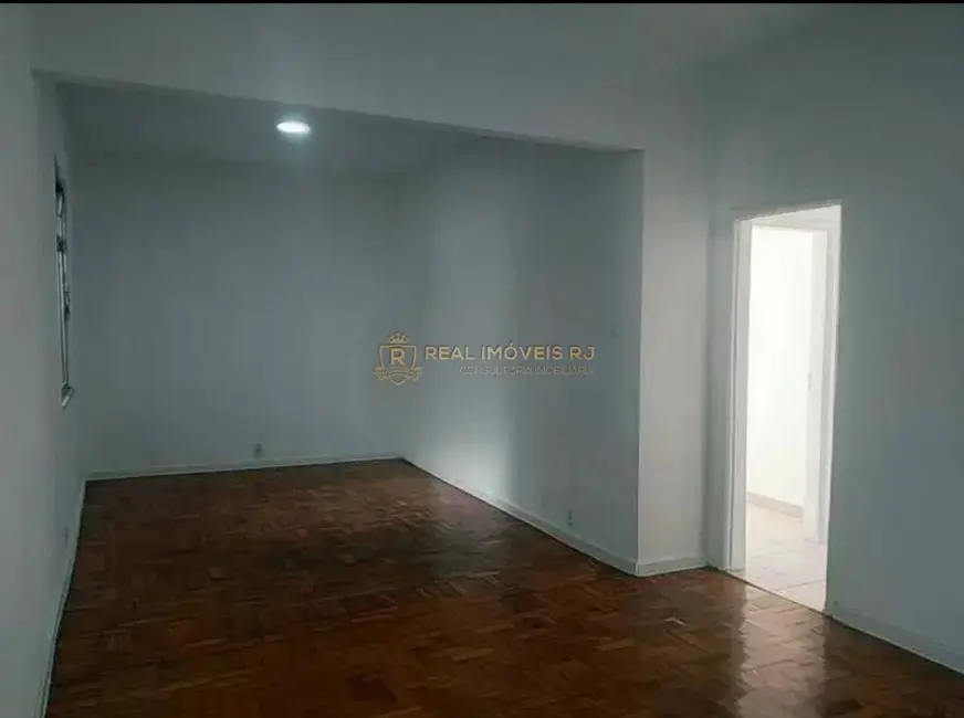 Apartamento com 3 quartos à venda, 100m2 em Tijuca, Rio De Janeiro - RJ - imagem 4 Foto 4 de Apartamento com 3 quartos à venda, 100m2 em Tijuca, Rio De Janeiro - RJ