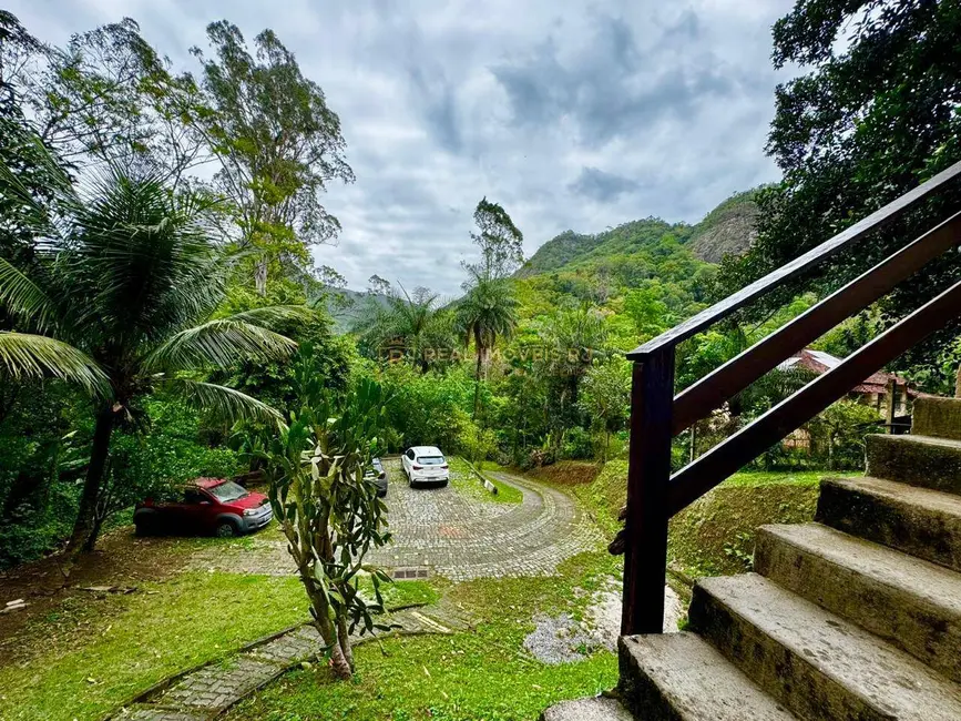 Foto 2 de Casa com 3 quartos à venda e para alugar, 1200m2 em Jacarepaguá, Rio De Janeiro - RJ