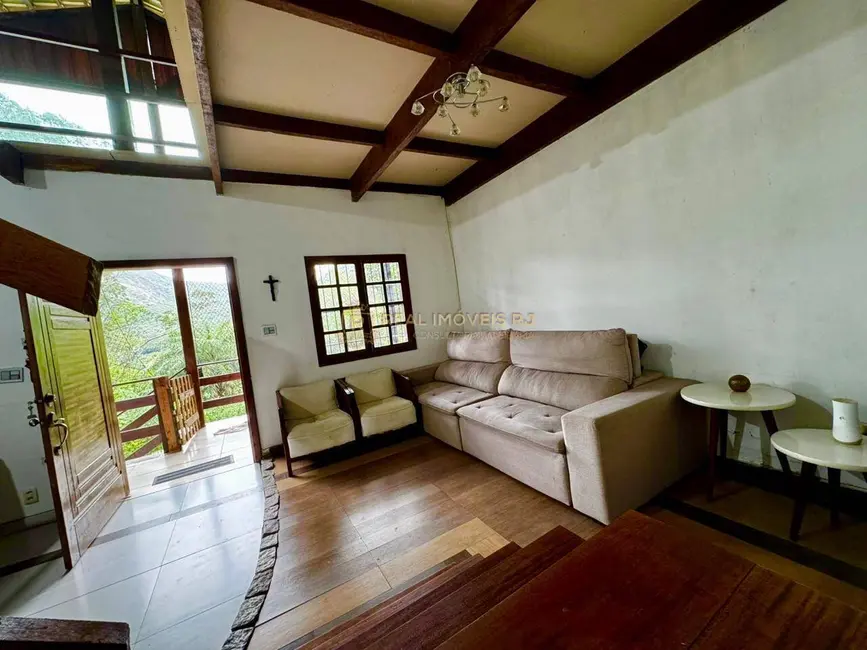 Casa com 3 quartos à venda, 1200m2 em Jacarepaguá, Rio De Janeiro - RJ - imagem 6 Foto 6 de Casa com 3 quartos à venda, 1200m2 em Jacarepaguá, Rio De Janeiro - RJ