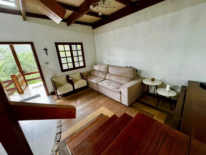 Casa com 3 quartos à venda, 1200m2 em Jacarepaguá, Rio De Janeiro - RJ - imagem 9 Foto 9 de Casa com 3 quartos à venda, 1200m2 em Jacarepaguá, Rio De Janeiro - RJ