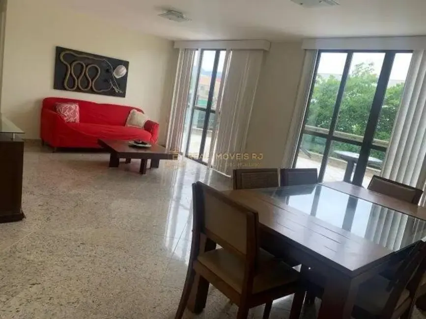 Cobertura com 4 quartos para alugar, 220m2 em Recreio dos Bandeirantes, Rio De Janeiro - RJ - imagem 3 Foto 3 de Cobertura com 4 quartos para alugar, 220m2 em Recreio dos Bandeirantes, Rio De Janeiro - RJ