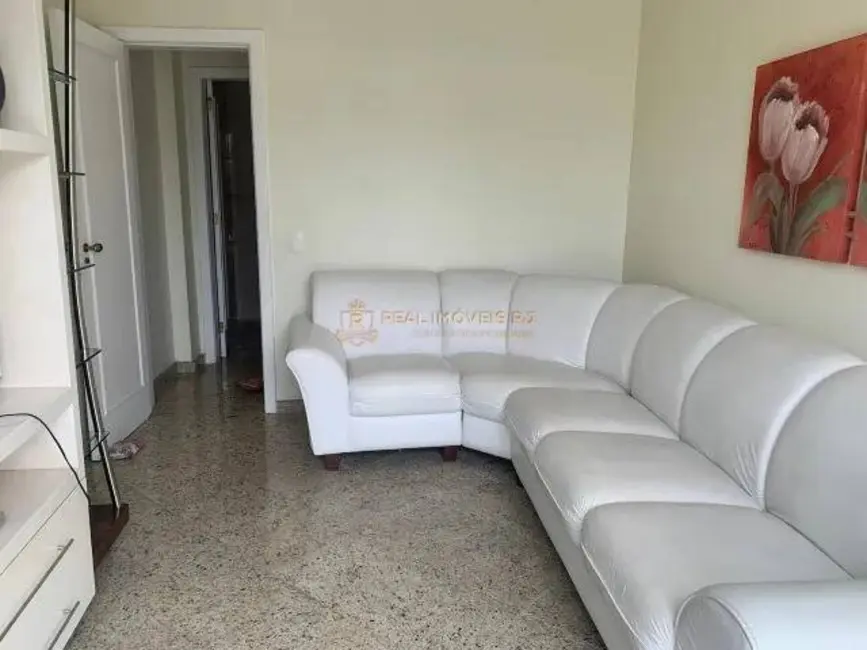 Cobertura com 4 quartos para alugar, 220m2 em Recreio dos Bandeirantes, Rio De Janeiro - RJ - imagem 6 Foto 6 de Cobertura com 4 quartos para alugar, 220m2 em Recreio dos Bandeirantes, Rio De Janeiro - RJ