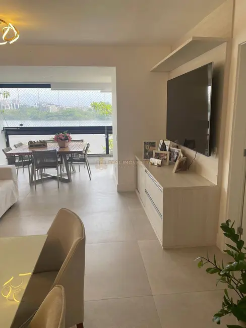 Apartamento com 3 quartos à venda, 140m2 em Barra da Tijuca, Rio De Janeiro - RJ - imagem 2 Foto 2 de Apartamento com 3 quartos à venda, 140m2 em Barra da Tijuca, Rio De Janeiro - RJ