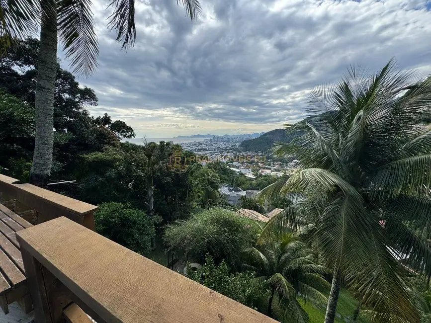 Casa com 5 quartos para alugar, 1828m2 em Joá, Rio De Janeiro - RJ - imagem 8 Foto 8 de Casa com 5 quartos para alugar, 1828m2 em Joá, Rio De Janeiro - RJ