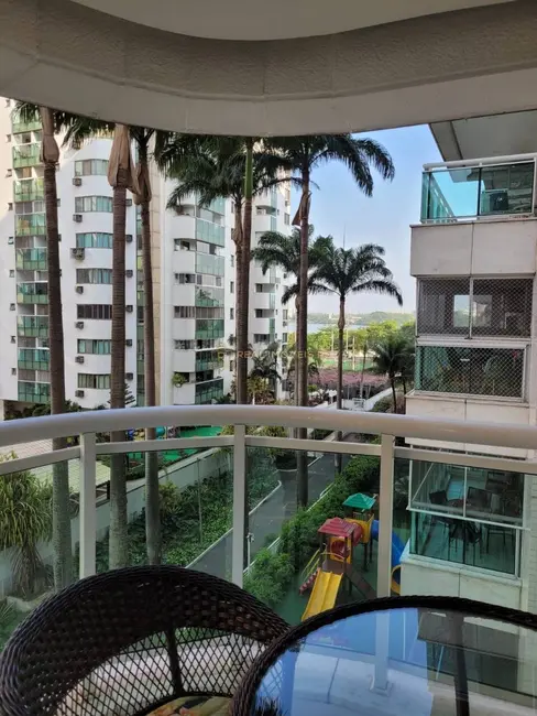 Apartamento com 3 quartos à venda, 120m2 em Rio De Janeiro - RJ - imagem 8 Foto 8 de Apartamento com 3 quartos à venda, 120m2 em Rio De Janeiro - RJ