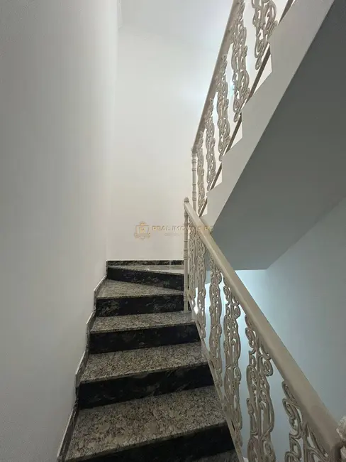 Casa com 4 quartos à venda, 180m2 em Anil, Rio De Janeiro - RJ - imagem 9 Foto 9 de Casa com 4 quartos à venda, 180m2 em Anil, Rio De Janeiro - RJ