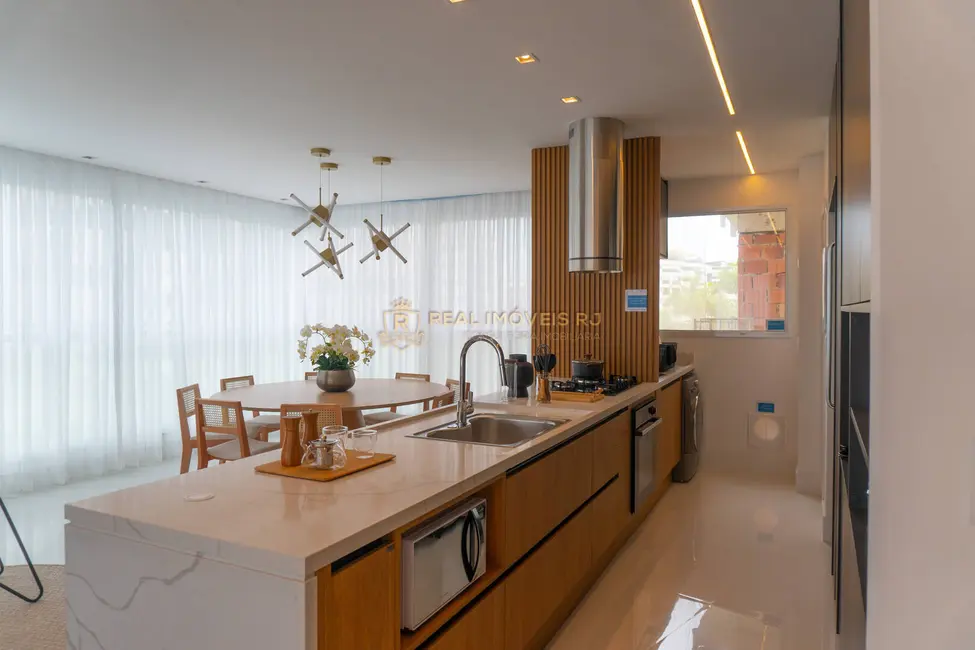 Apartamento com 4 quartos à venda, 147m2 em Barra da Tijuca, Rio De Janeiro - RJ - imagem 2 Foto 2 de Apartamento com 4 quartos à venda, 147m2 em Barra da Tijuca, Rio De Janeiro - RJ