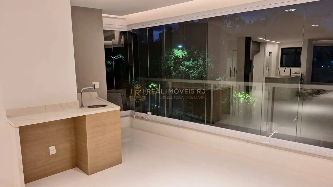 Apartamento com 4 quartos à venda, 147m2 em Barra da Tijuca, Rio De Janeiro - RJ - imagem 4 Foto 4 de Apartamento com 4 quartos à venda, 147m2 em Barra da Tijuca, Rio De Janeiro - RJ