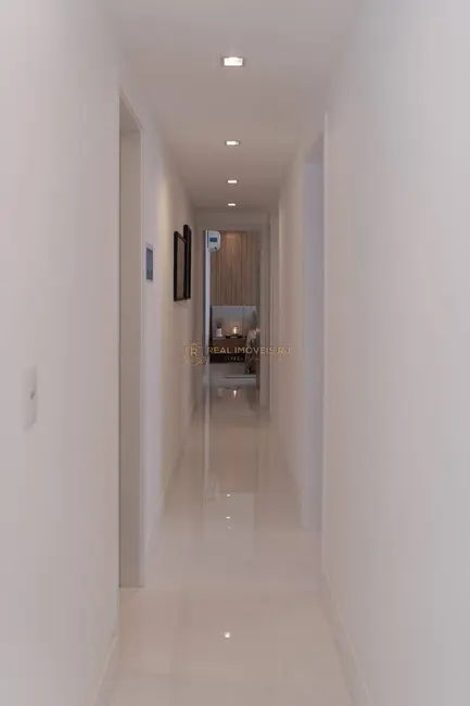 Apartamento com 4 quartos à venda, 147m2 em Barra da Tijuca, Rio De Janeiro - RJ - imagem 6 Foto 6 de Apartamento com 4 quartos à venda, 147m2 em Barra da Tijuca, Rio De Janeiro - RJ