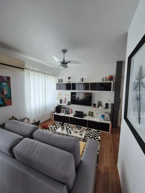 Foto 1 de Apartamento com 2 quartos à venda, 50m2 em Taquara, Rio De Janeiro - RJ