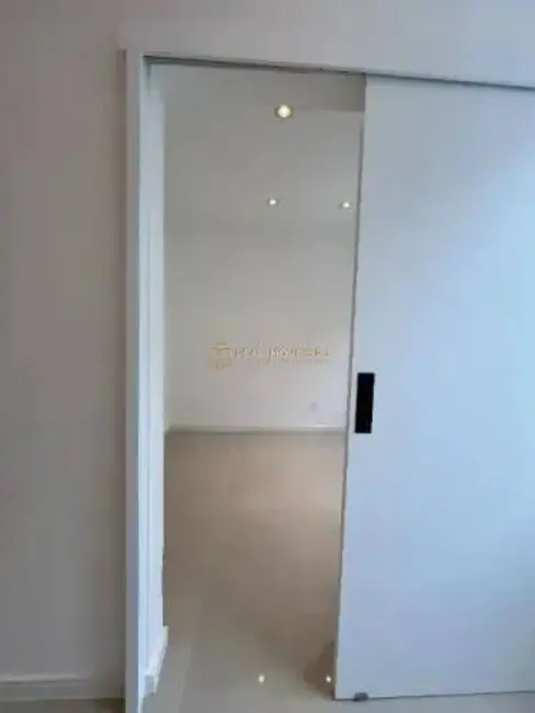 Apartamento com 1 quarto à venda, 33m2 em Ipanema, Rio De Janeiro - RJ - imagem 4 Foto 4 de Apartamento com 1 quarto à venda, 33m2 em Ipanema, Rio De Janeiro - RJ