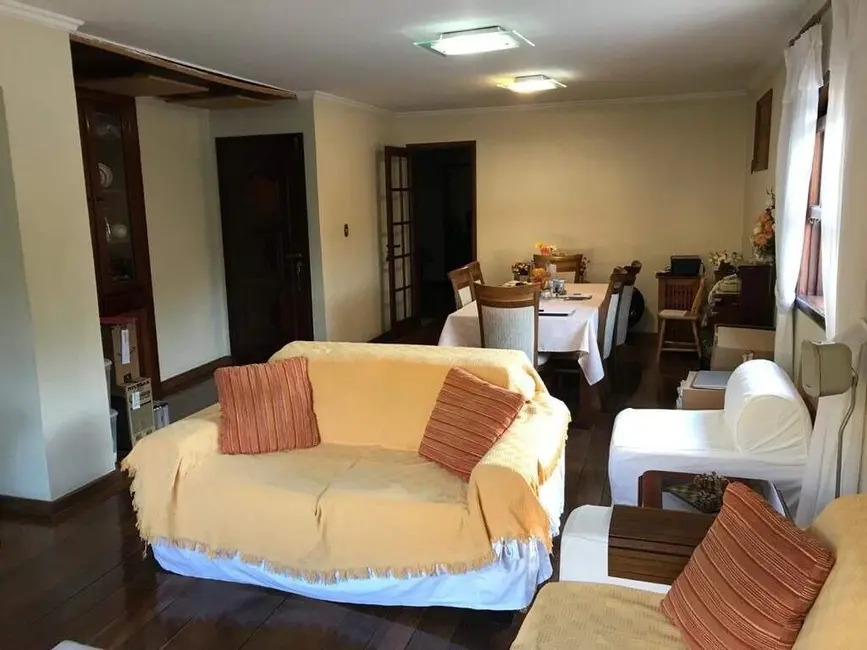 Casa com 6 quartos à venda, 344m2 em Anil, Rio De Janeiro - RJ - imagem 9 Foto 9 de Casa com 6 quartos à venda, 344m2 em Anil, Rio De Janeiro - RJ