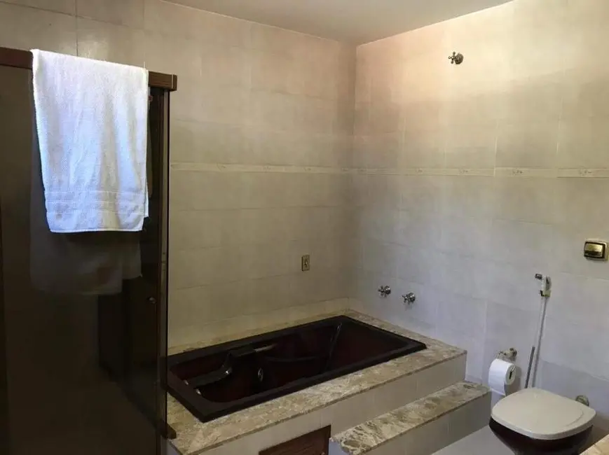 Casa com 6 quartos à venda, 344m2 em Anil, Rio De Janeiro - RJ - imagem 7 Foto 7 de Casa com 6 quartos à venda, 344m2 em Anil, Rio De Janeiro - RJ