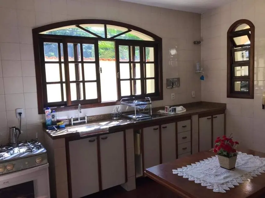 Casa com 6 quartos à venda, 344m2 em Anil, Rio De Janeiro - RJ - imagem 4 Foto 4 de Casa com 6 quartos à venda, 344m2 em Anil, Rio De Janeiro - RJ