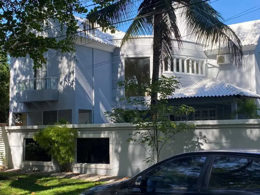 Casa com 8 quartos à venda, 550m2 em Recreio dos Bandeirantes, Rio De Janeiro - RJ - imagem 3 Foto 3 de Casa com 8 quartos à venda, 550m2 em Recreio dos Bandeirantes, Rio De Janeiro - RJ