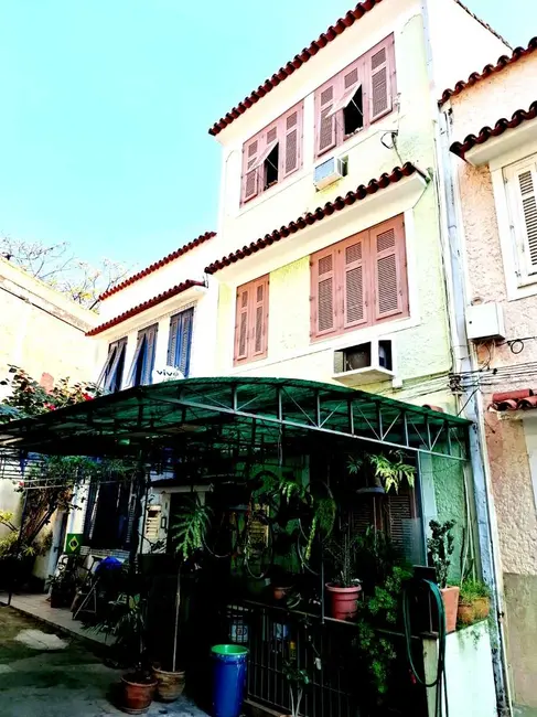 Foto 1 de Casa com 2 quartos à venda, 120m2 em Tijuca, Rio De Janeiro - RJ