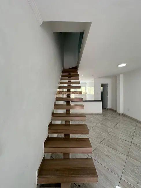 Foto 5 de Casa com 2 quartos à venda, 140m2 em Tanque, Rio De Janeiro - RJ