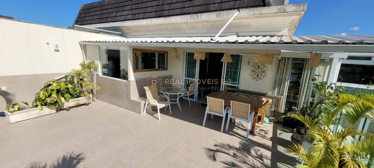 Foto 2 de Apartamento com 3 quartos à venda, 200m2 em Barra da Tijuca, Rio De Janeiro - RJ