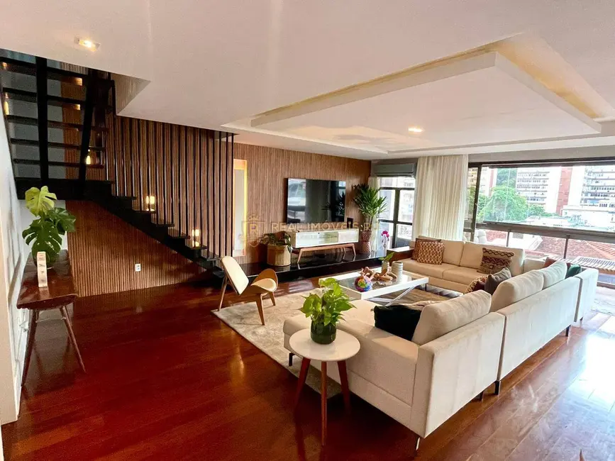 Apartamento com 5 quartos para alugar, 533m2 em Ipanema, Rio De Janeiro - RJ - imagem 4 Foto 4 de Apartamento com 5 quartos para alugar, 533m2 em Ipanema, Rio De Janeiro - RJ