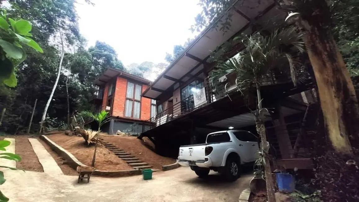 Foto 2 de Casa com 6 quartos à venda, 250m2 em Vargem Grande, Rio De Janeiro - RJ