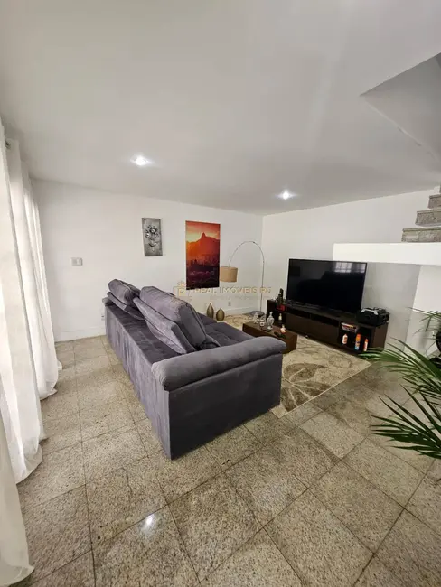 Casa com 4 quartos à venda, 600m2 em Recreio dos Bandeirantes, Rio De Janeiro - RJ - imagem 6 Foto 6 de Casa com 4 quartos à venda, 600m2 em Recreio dos Bandeirantes, Rio De Janeiro - RJ