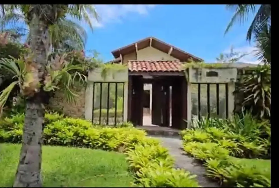 Casa com 7 quartos à venda, 668m2 em Barra da Tijuca, Rio De Janeiro - RJ - imagem 2 Foto 2 de Casa com 7 quartos à venda, 668m2 em Barra da Tijuca, Rio De Janeiro - RJ