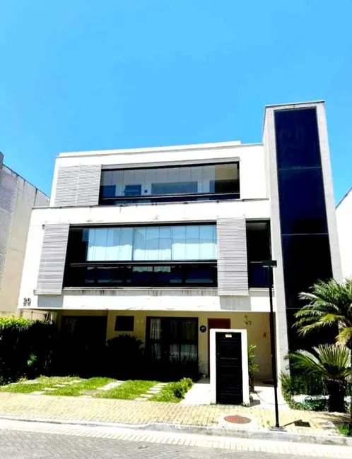 Foto 3 de Casa com 5 quartos à venda, 240m2 em Barra da Tijuca, Rio De Janeiro - RJ