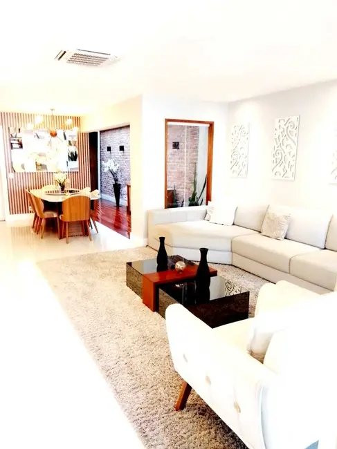 Foto 1 de Casa com 5 quartos à venda, 240m2 em Barra da Tijuca, Rio De Janeiro - RJ