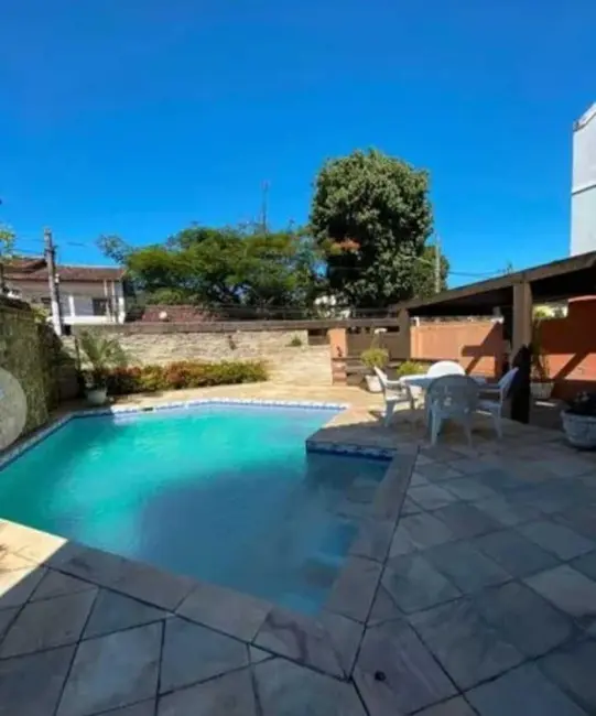 Casa com 4 quartos à venda, 350m2 em Anil, Rio De Janeiro - RJ - imagem 8 Foto 8 de Casa com 4 quartos à venda, 350m2 em Anil, Rio De Janeiro - RJ