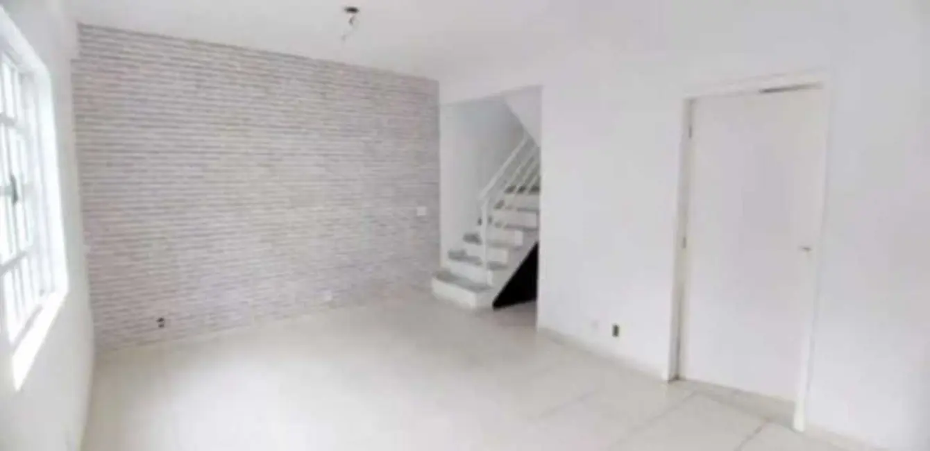 Foto 2 de Casa com 5 quartos à venda, 170m2 em Vargem Pequena, Rio De Janeiro - RJ