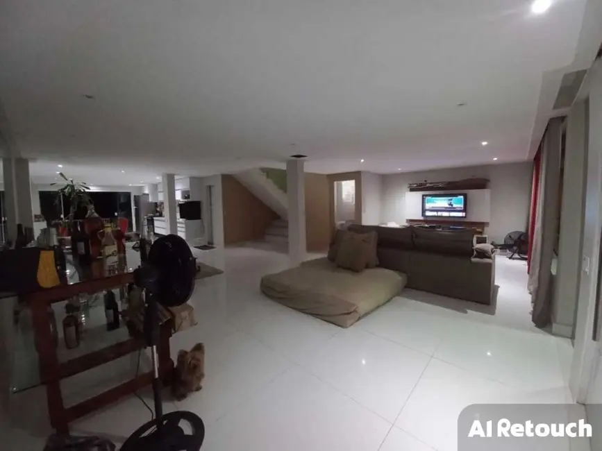 Casa com 5 quartos à venda, 490m2 em Jacarepaguá, Rio De Janeiro - RJ - imagem 5 Foto 5 de Casa com 5 quartos à venda, 490m2 em Jacarepaguá, Rio De Janeiro - RJ